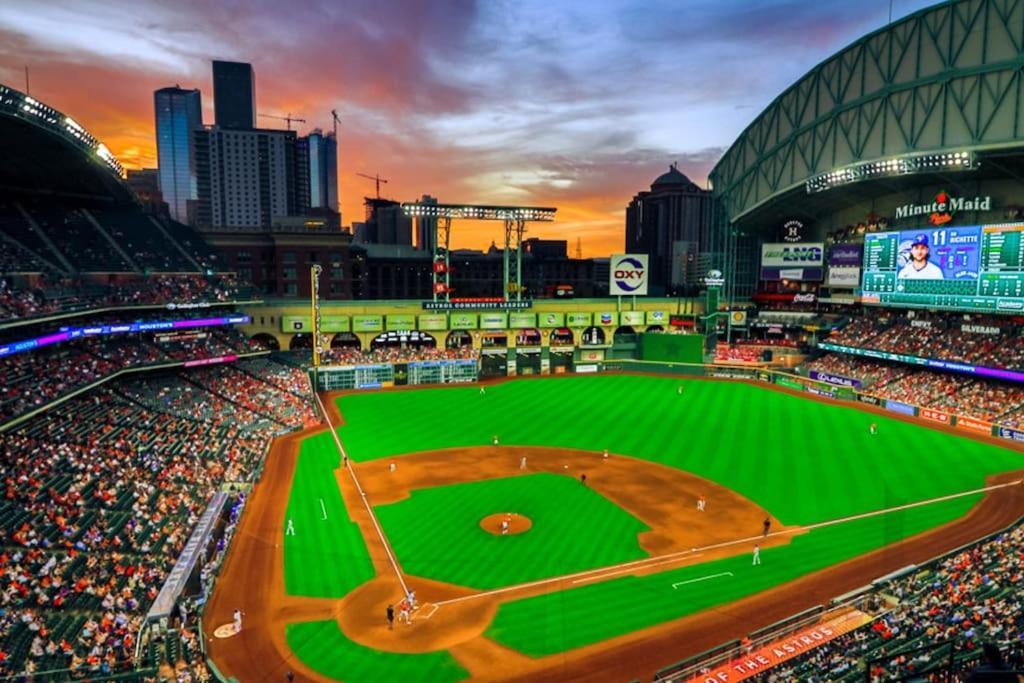 شقة U3 Penthouse Houstonw Car Astros W Skyline-View المظهر الخارجي الصورة